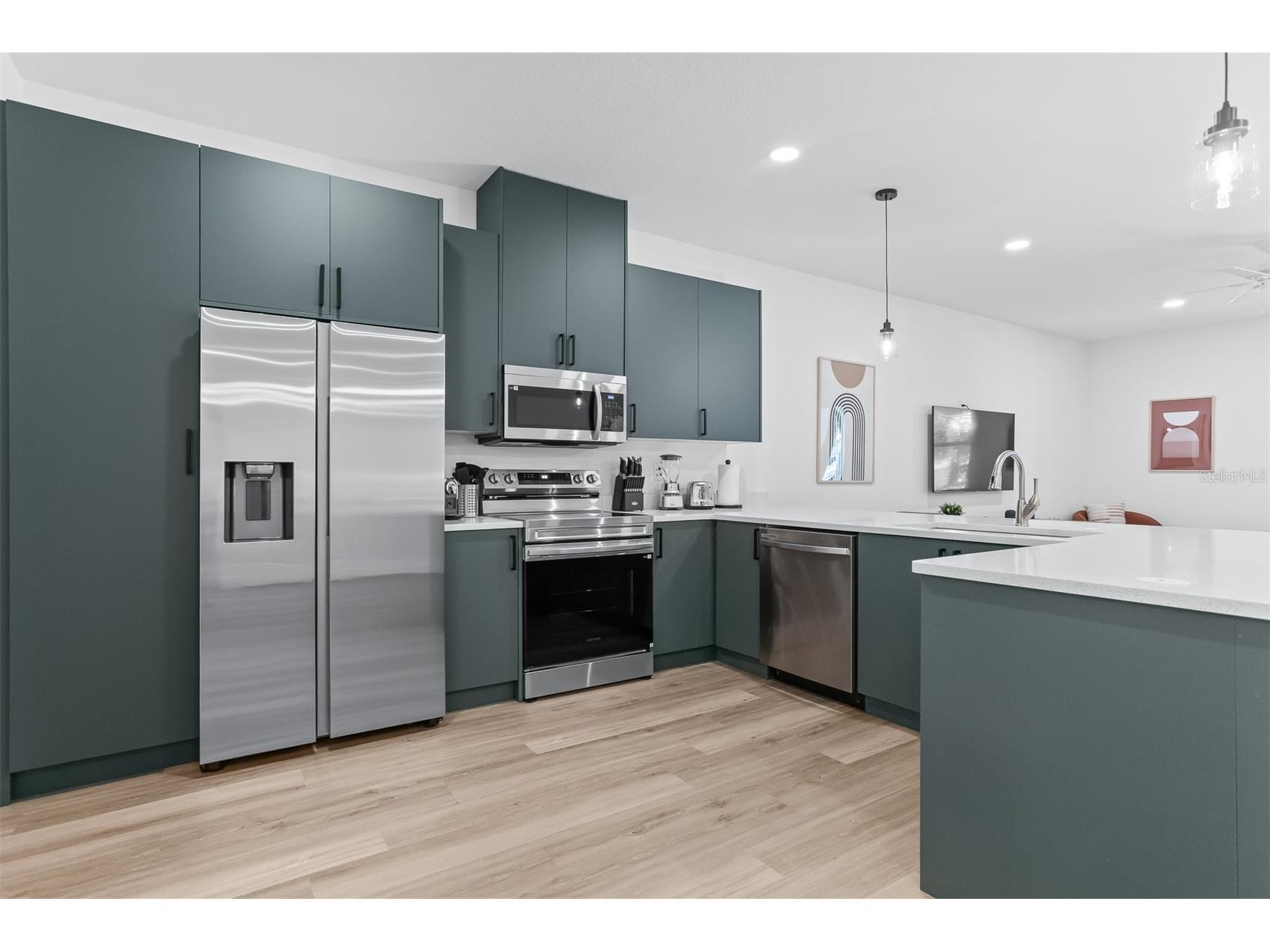 11421 & 11423 Weldon Street Seffner FL 33584 TB8508064 image6
