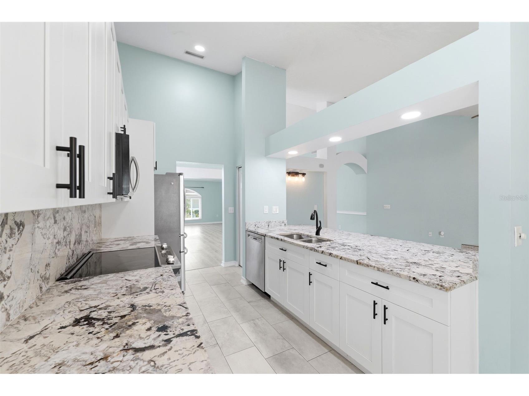 11421 Glenmont Drive Tampa FL 33635 W7884554 image57