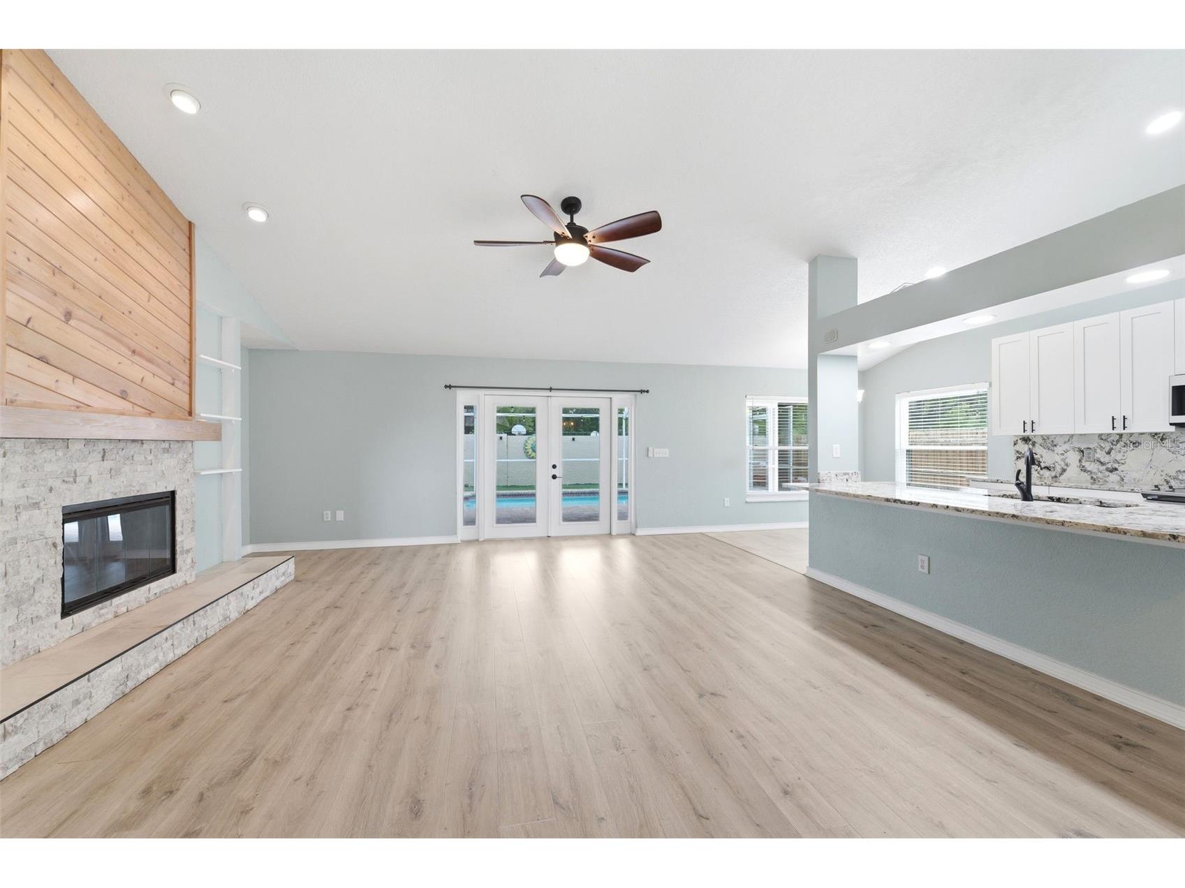 11421 Glenmont Drive Tampa FL 33635 W7884554 image8