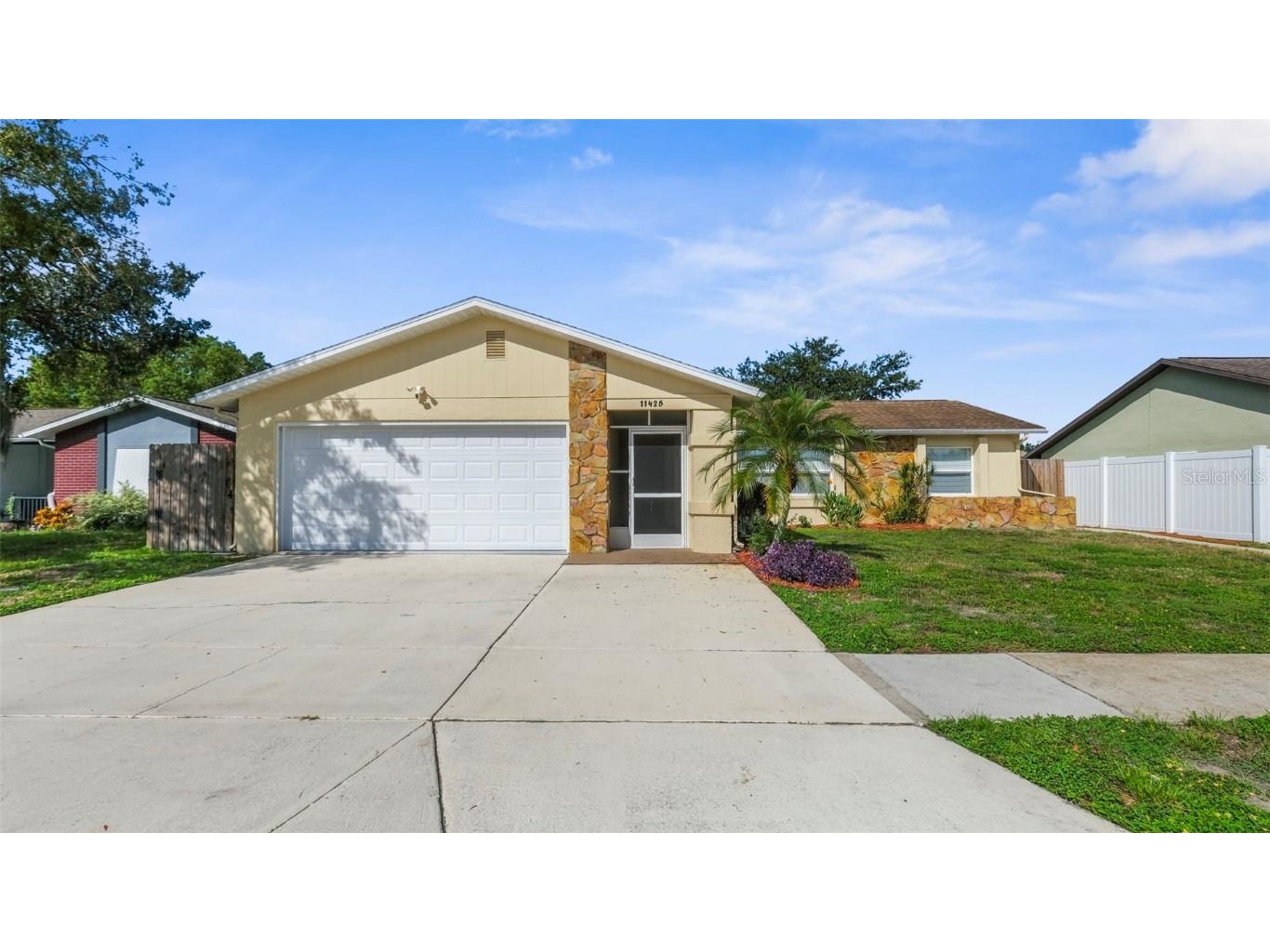 11422 Fox Run Port Richey FL 34668 W7881049 image1