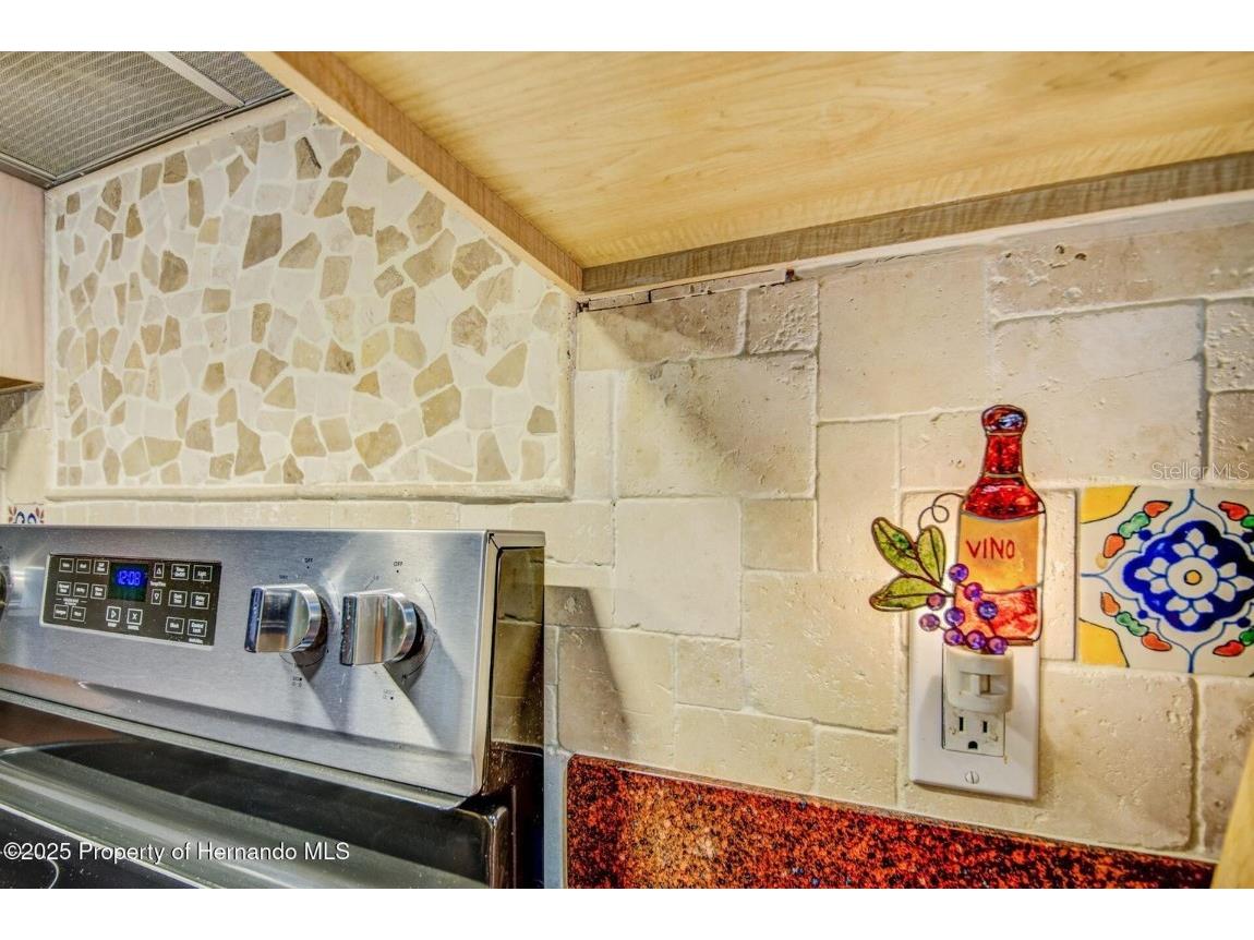 11422 Warm Wind Way Weeki Wachee FL 34613 W7878349 image33