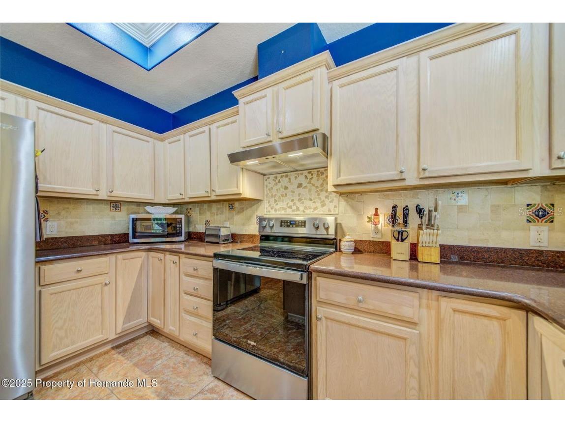 11422 Warm Wind Way Weeki Wachee FL 34613 W7878349 image34