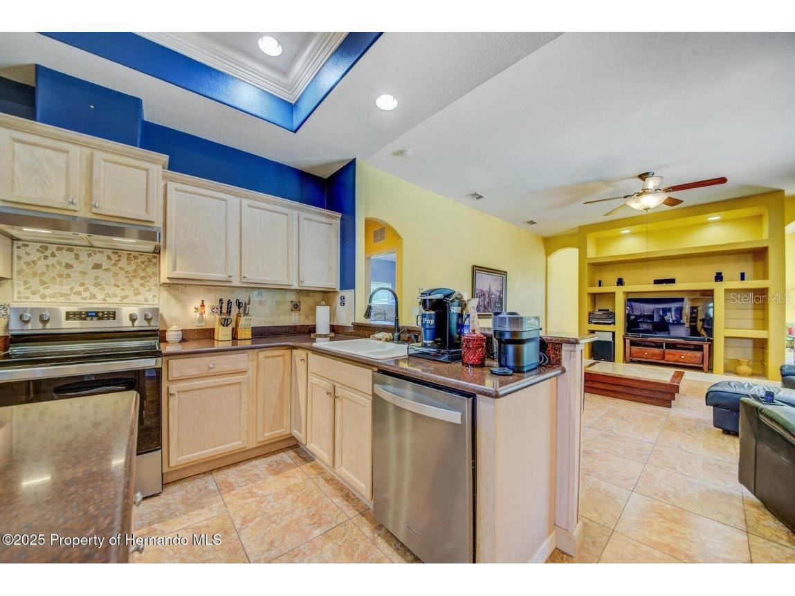 11422 Warm Wind Way Weeki Wachee FL 34613 W7878349 image35