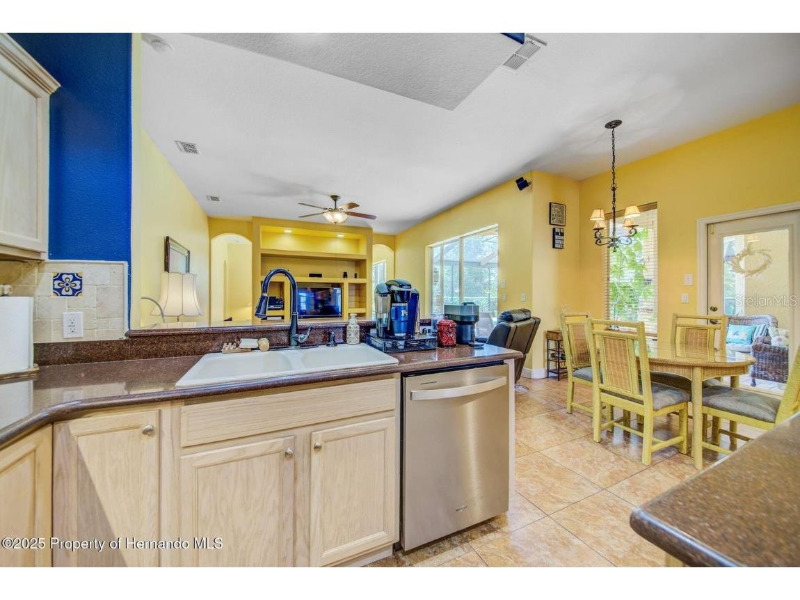 11422 Warm Wind Way Weeki Wachee FL 34613 W7878349 image55