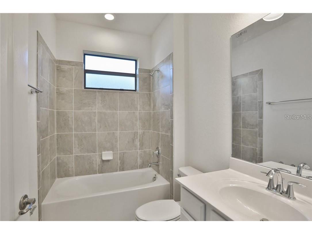 11424 Sweetgrass Drive Bradenton FL 34212 TB8527935 image8