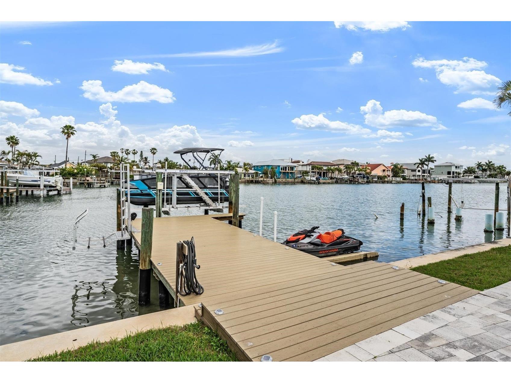 11425 5th Street E Treasure Island FL 33706 TB8488212 image3