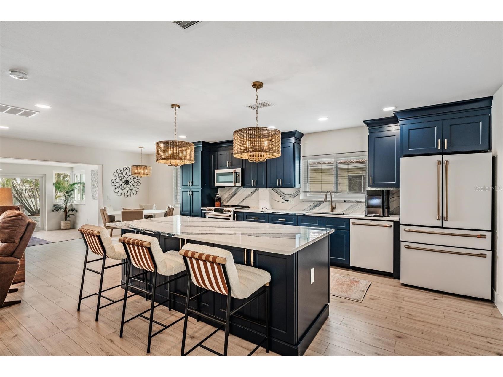 11425 5th Street E Treasure Island FL 33706 TB8488212 image4