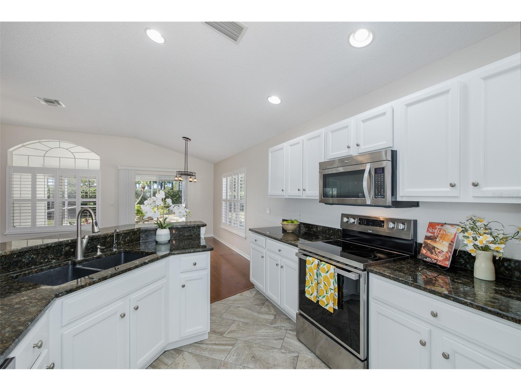 11428 Hidden Cove Court Trinity FL 34655 W7885201 image12