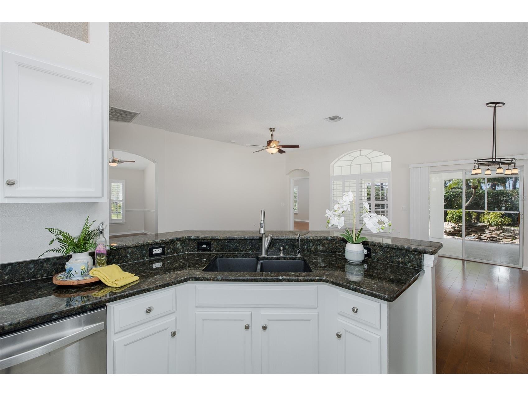 11428 Hidden Cove Court Trinity FL 34655 W7885201 image14