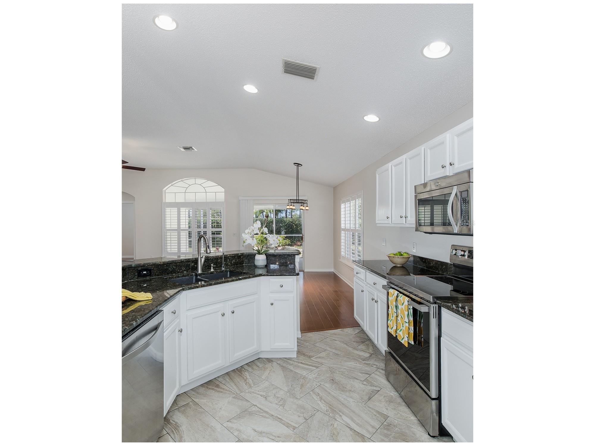 11428 Hidden Cove Court Trinity FL 34655 W7885201 image15