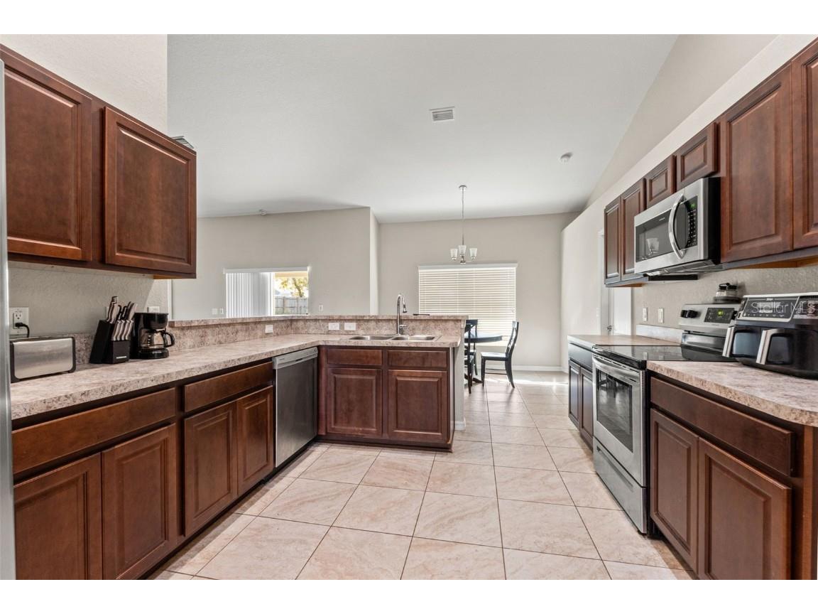 11428 Pelican Avenue Weeki Wachee FL 34614 TB8455164 image7