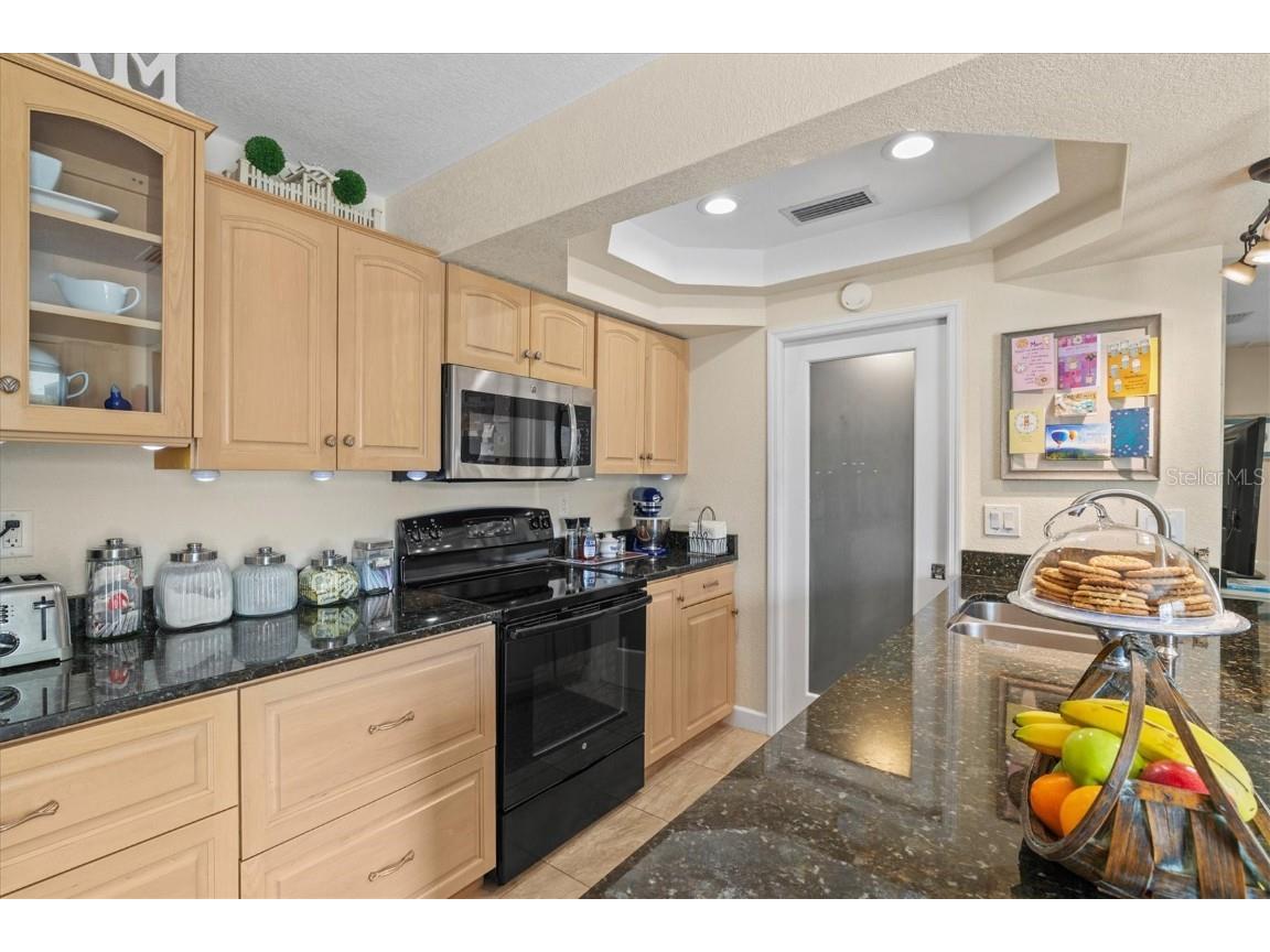 1143 Longfellow Road Sarasota FL 34243 A4659541 image15