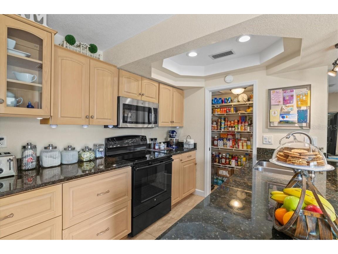 1143 Longfellow Road Sarasota FL 34243 A4659541 image16