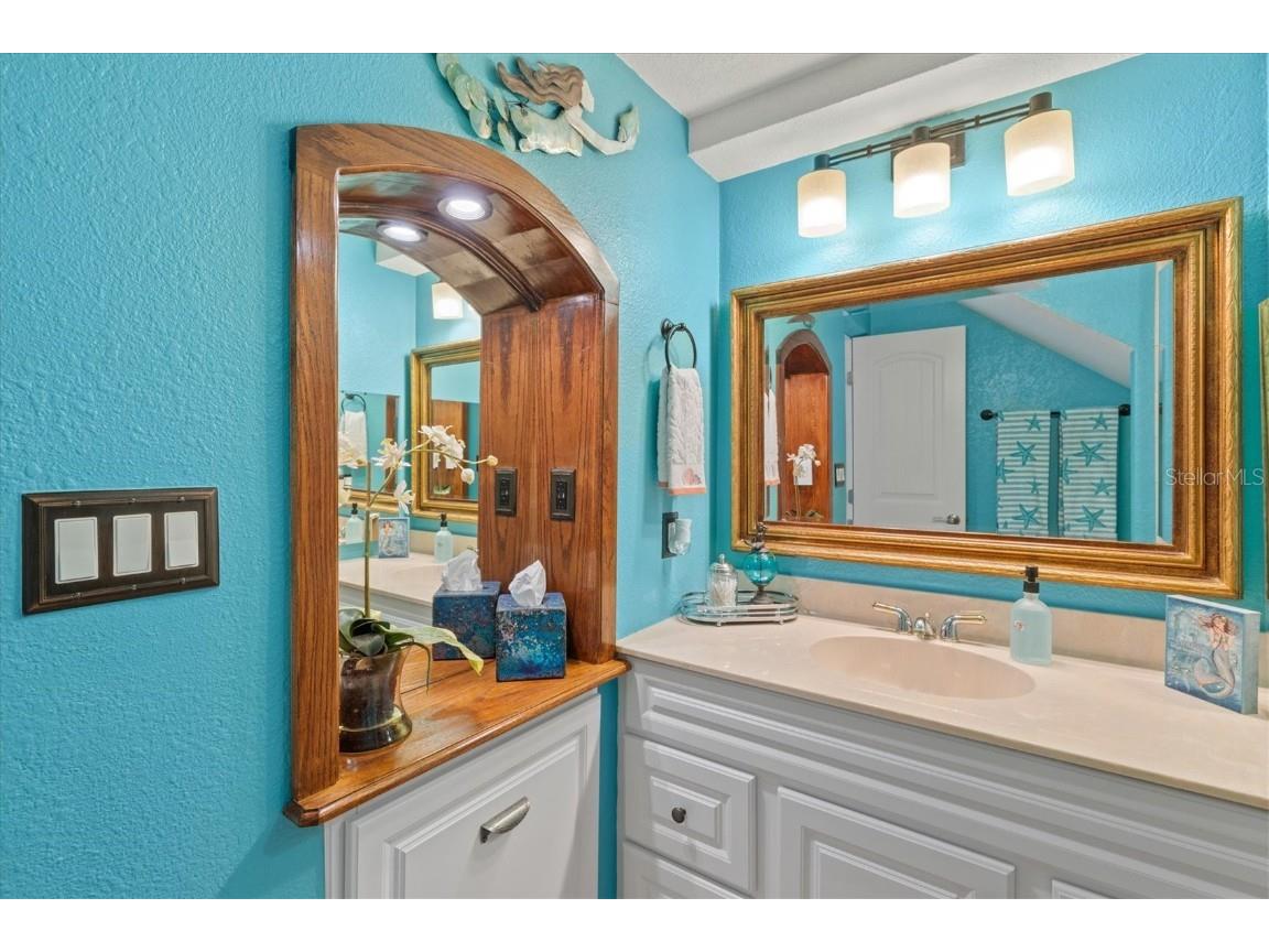 1143 Longfellow Road Sarasota FL 34243 A4659541 image24