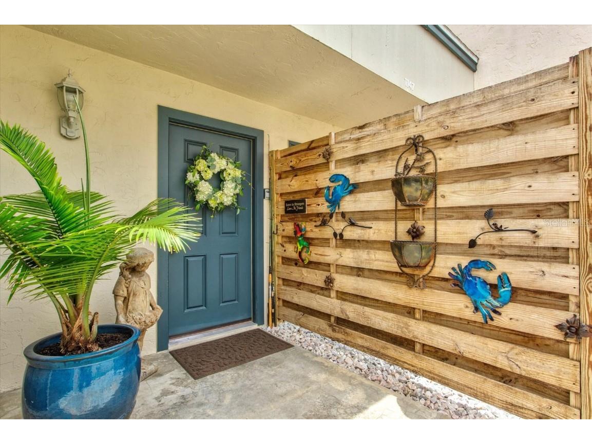 1143 Longfellow Road Sarasota FL 34243 A4659541 image3