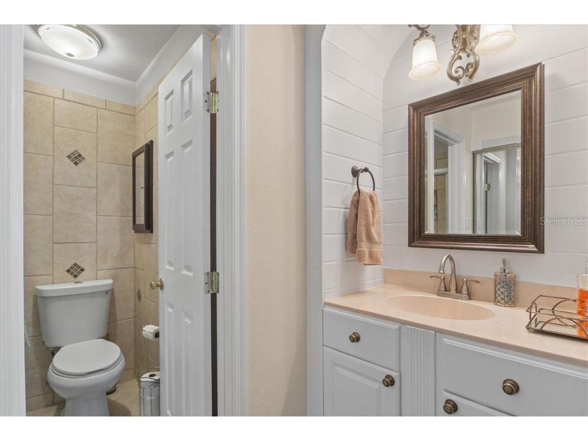 1143 Longfellow Road Sarasota FL 34243 A4659541 image31