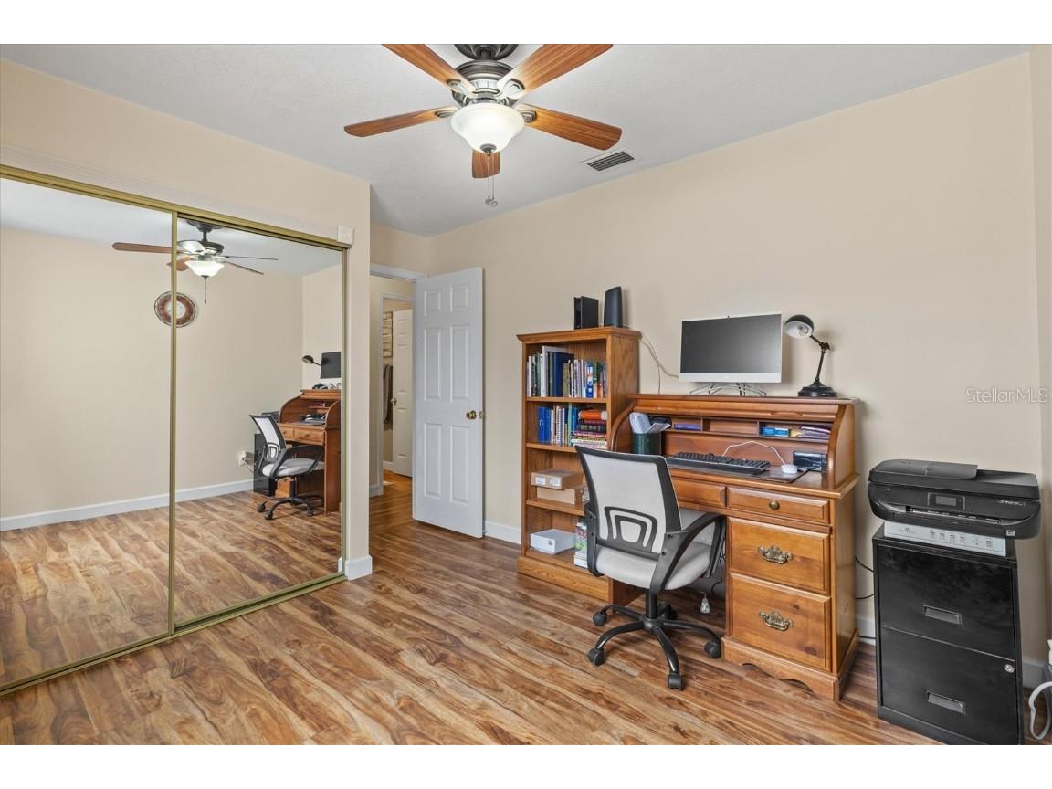 1143 Longfellow Road Sarasota FL 34243 A4659541 image37