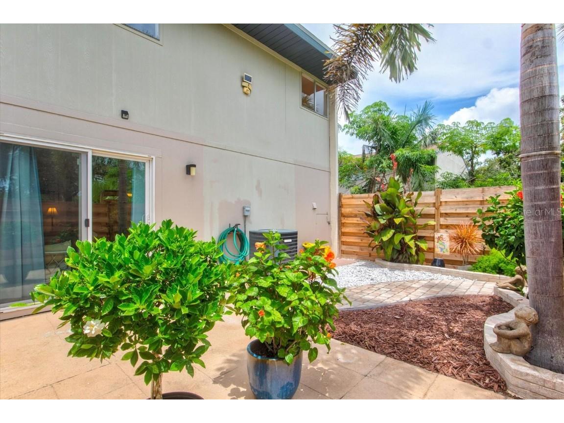 1143 Longfellow Road Sarasota FL 34243 A4659541 image39