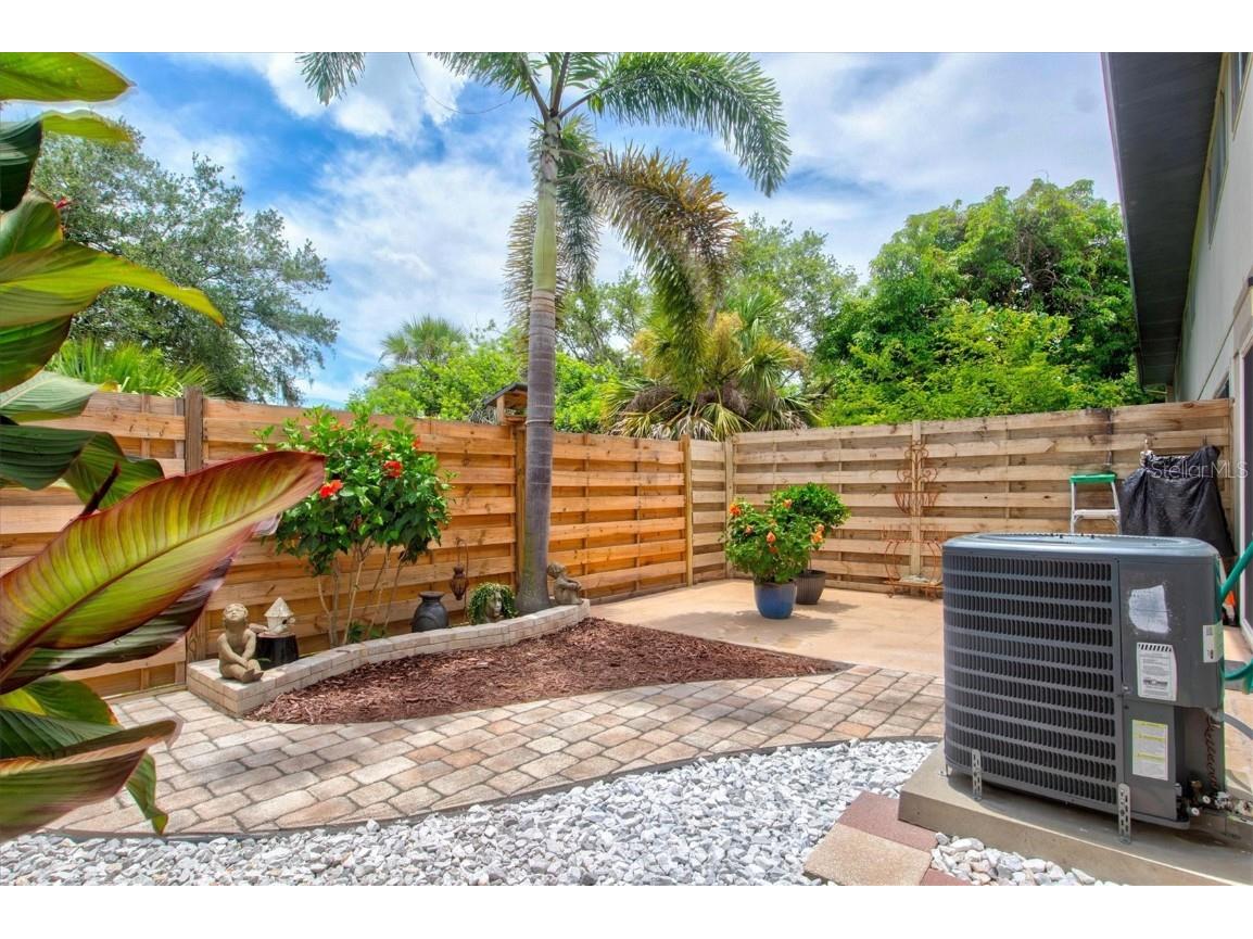 1143 Longfellow Road Sarasota FL 34243 A4659541 image41