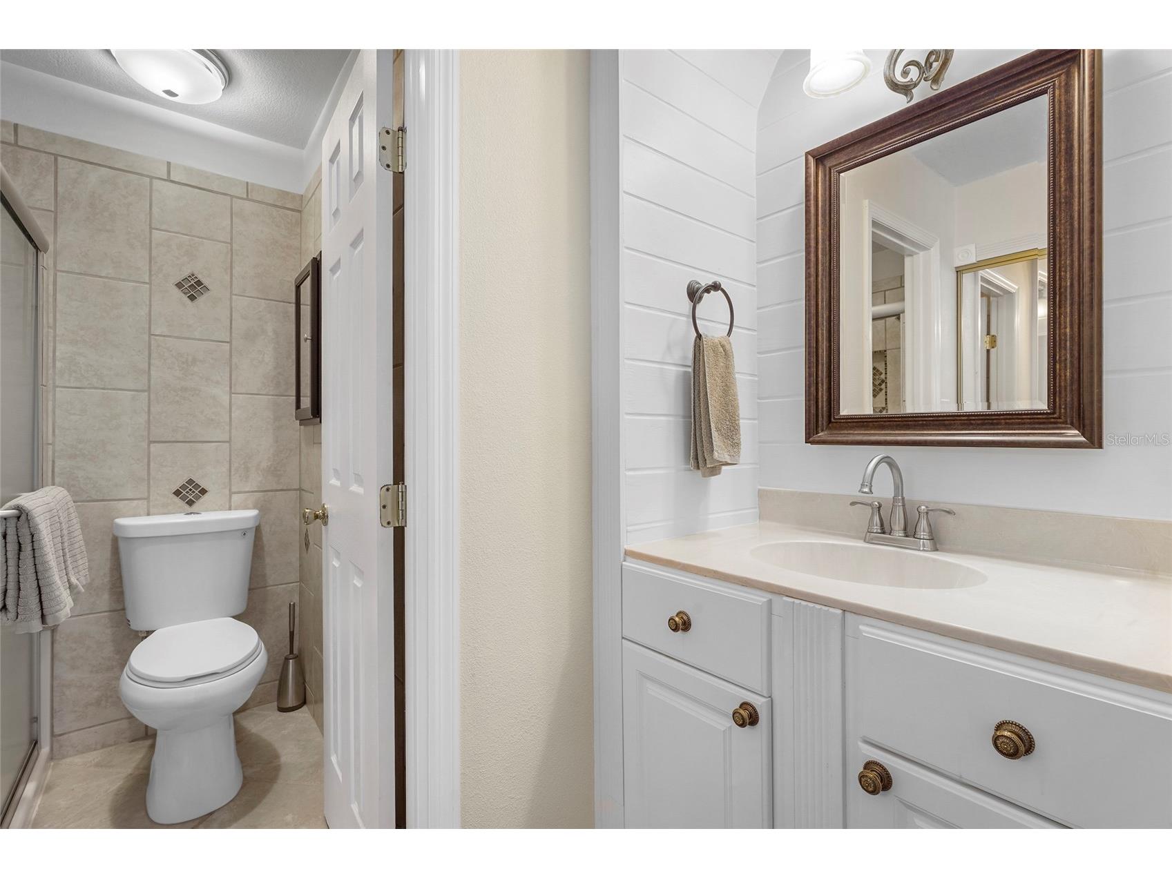 1143 Longfellow Road Sarasota FL 34243 A4678360 image10