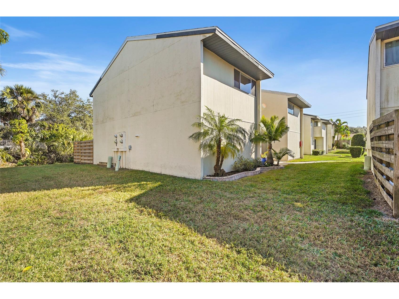 1143 Longfellow Road Sarasota FL 34243 A4678360 image2