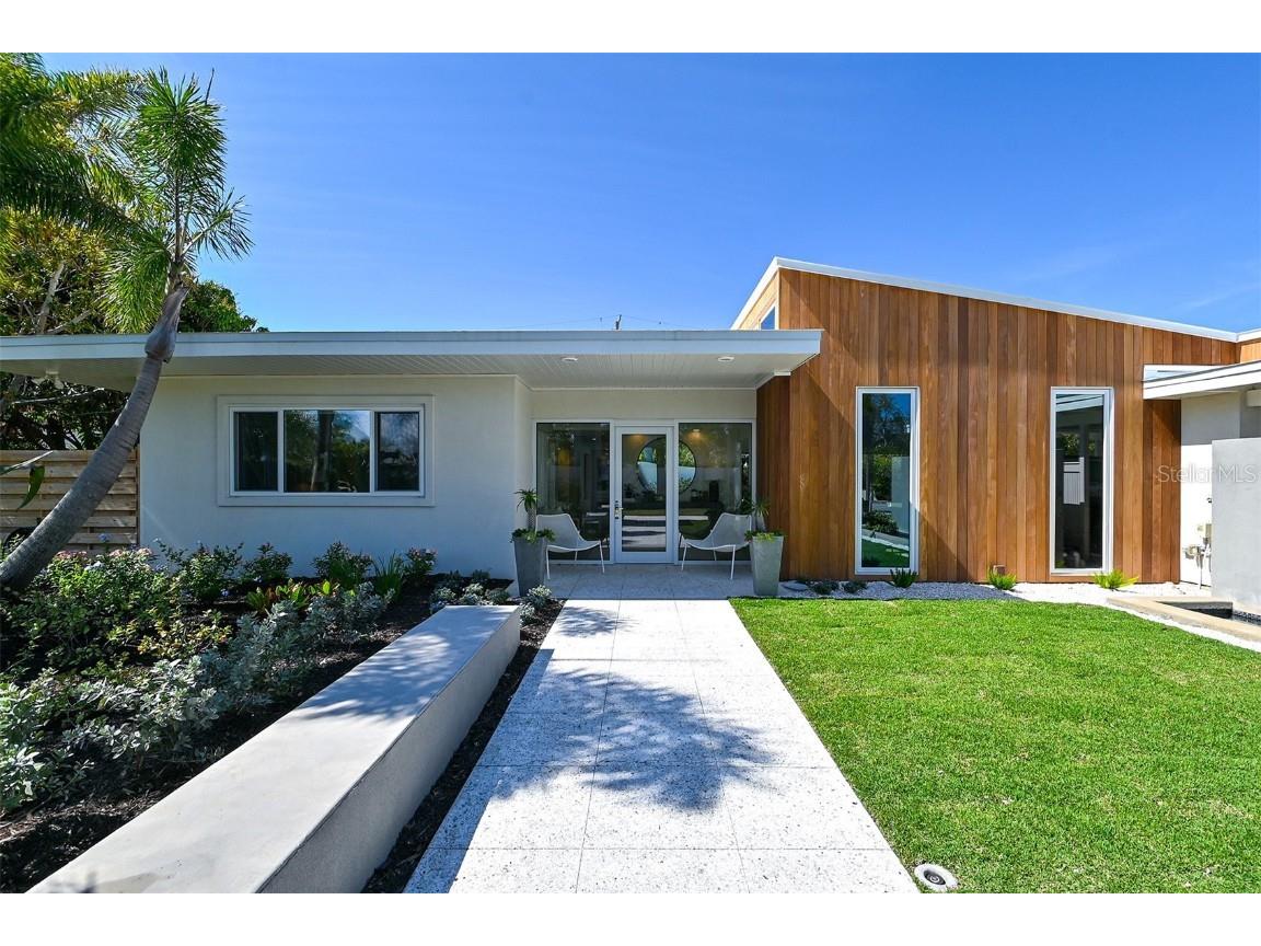 1143 Morningside Place Sarasota FL 34236 A4561890 image1