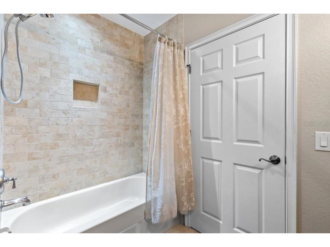 1143 Riverscape Street #A Bradenton FL 34208 A4648896 image39