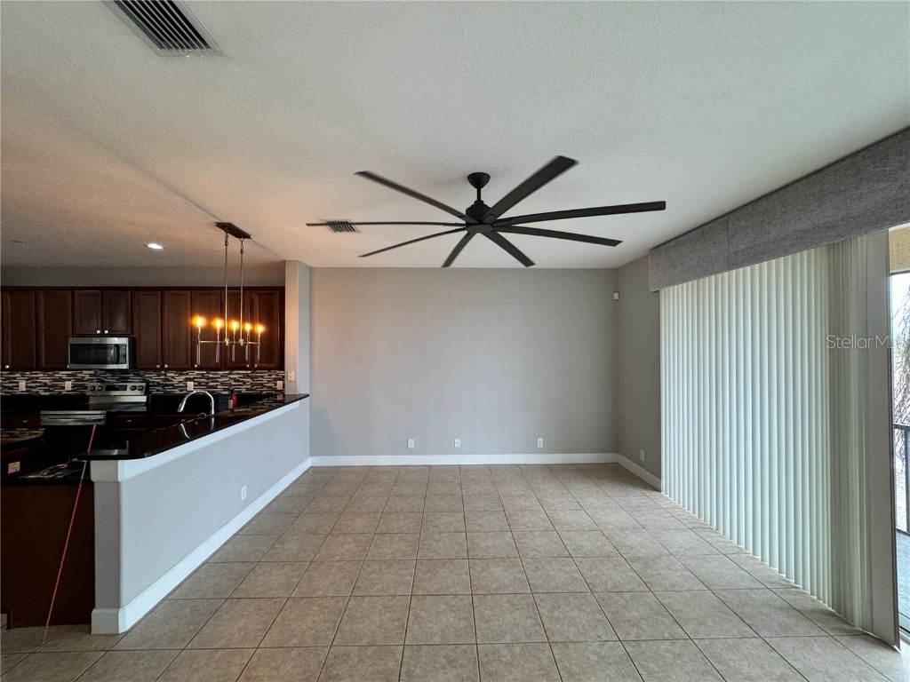 1143 Venetian Harbor Drive NE Saint Petersburg FL 33702 TB8438248 image13