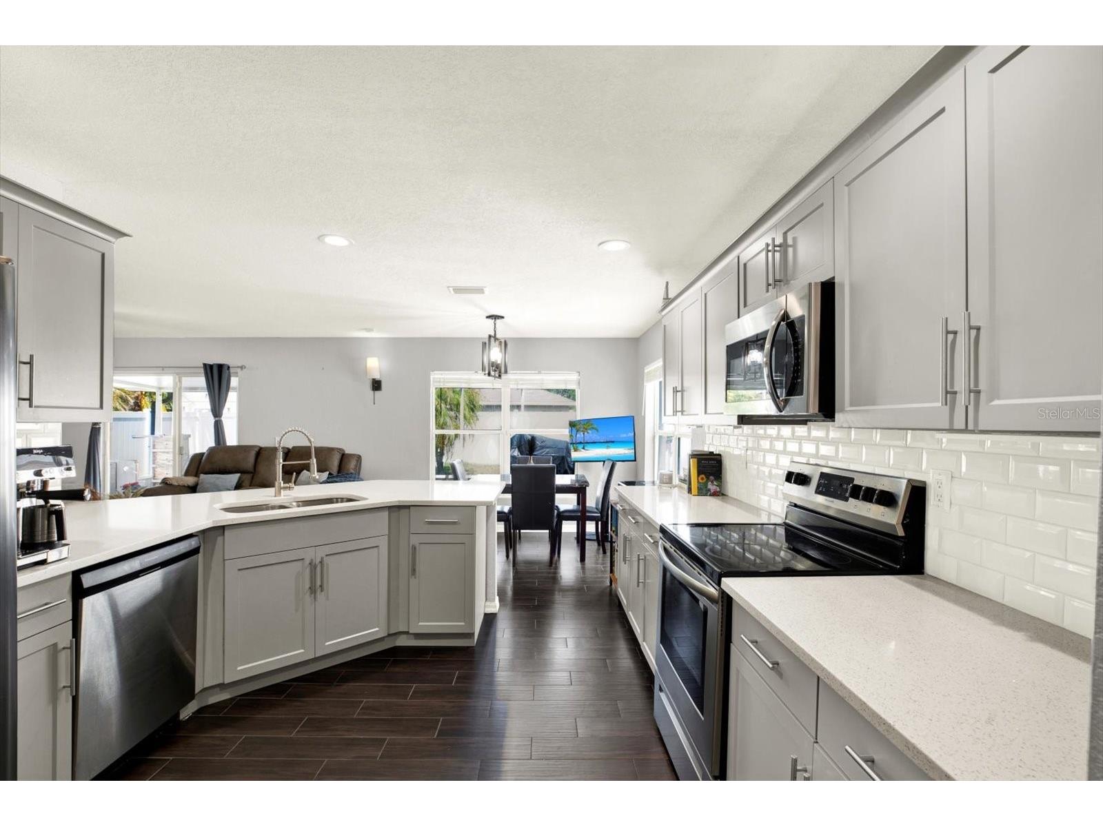 11434 Crestlake Village Drive Riverview FL 33569 TB8509637 image4