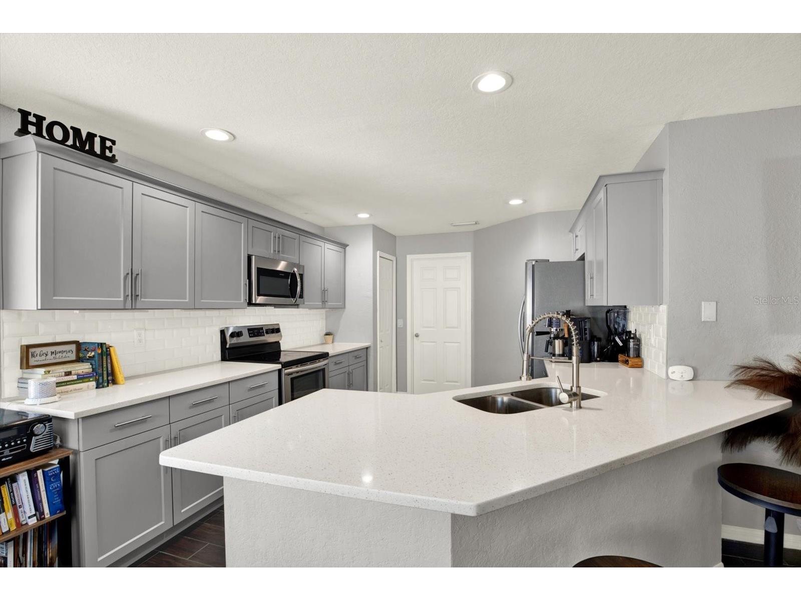 11434 Crestlake Village Drive Riverview FL 33569 TB8509637 image6