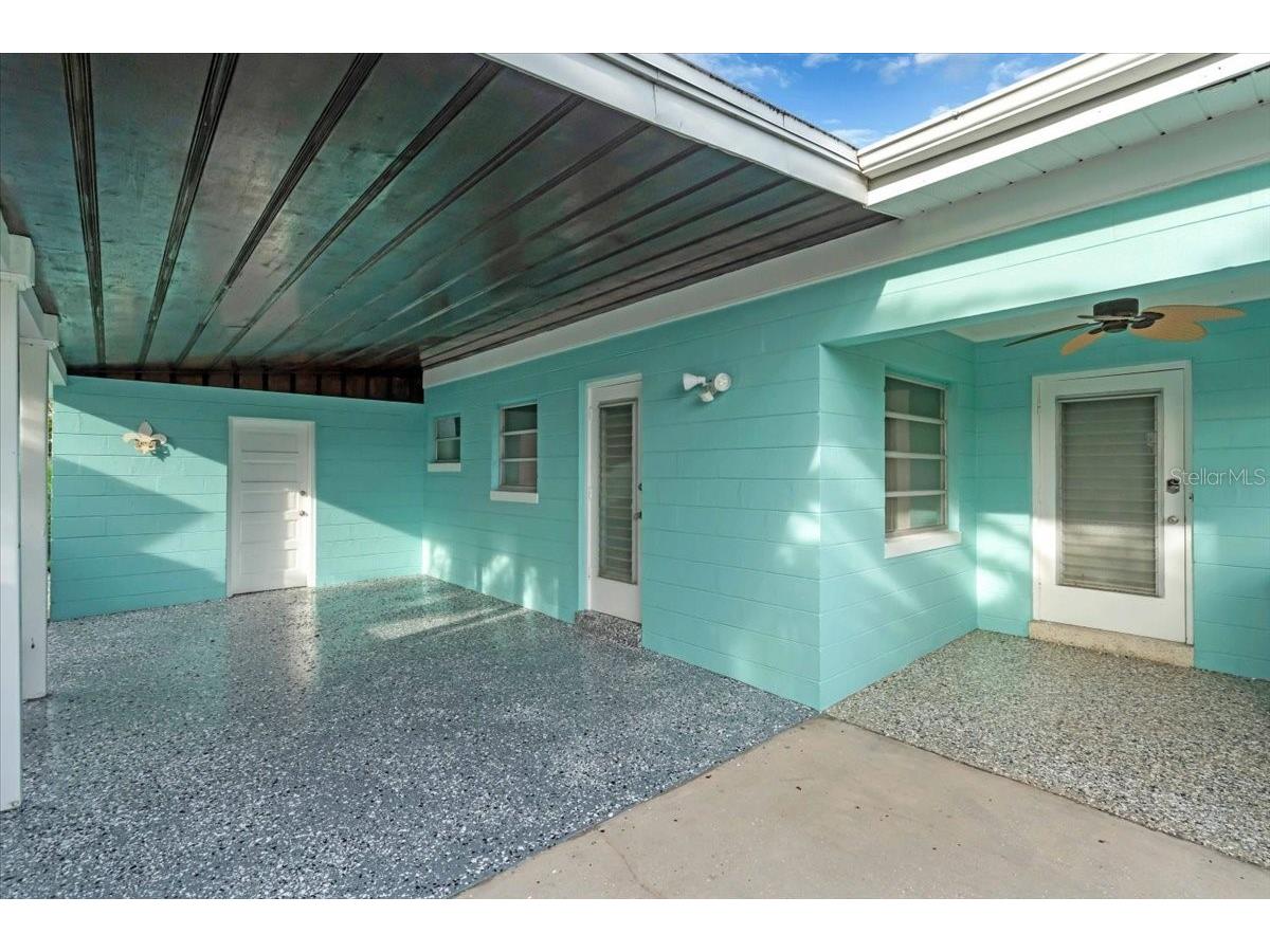 11435 2nd Street E Treasure Island FL 33706 TB8337129 image1