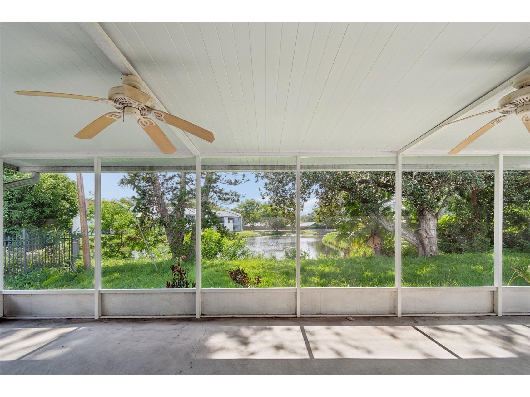 11435 Oval Drive E Largo FL 33774 TB8532708 image32