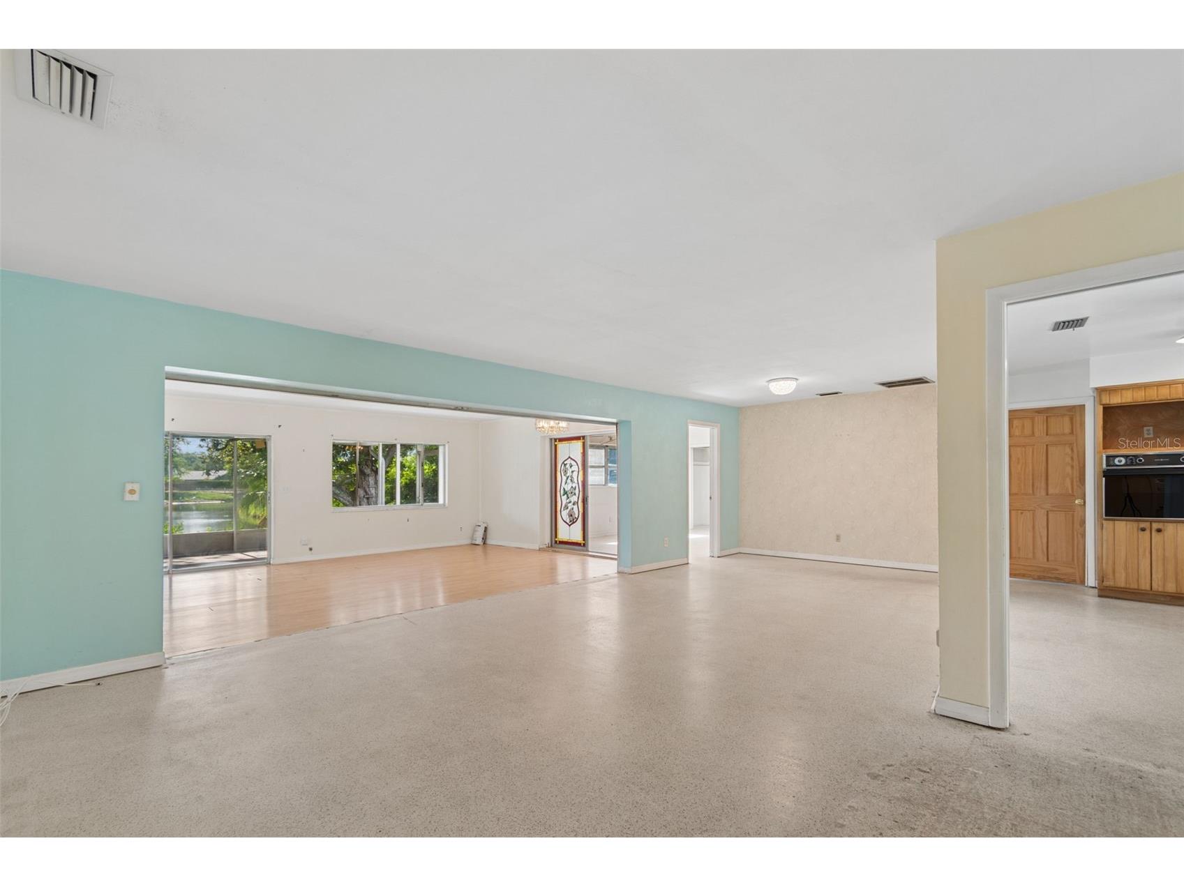 11435 Oval Drive E Largo FL 33774 TB8532708 image5