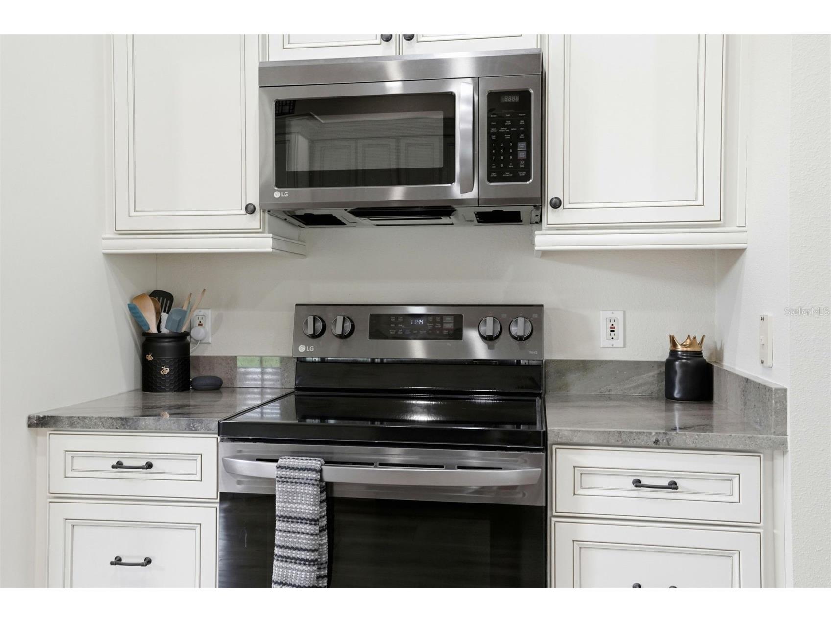 11437 Deercroft Court Spring Hill FL 34609 W7884835 image10