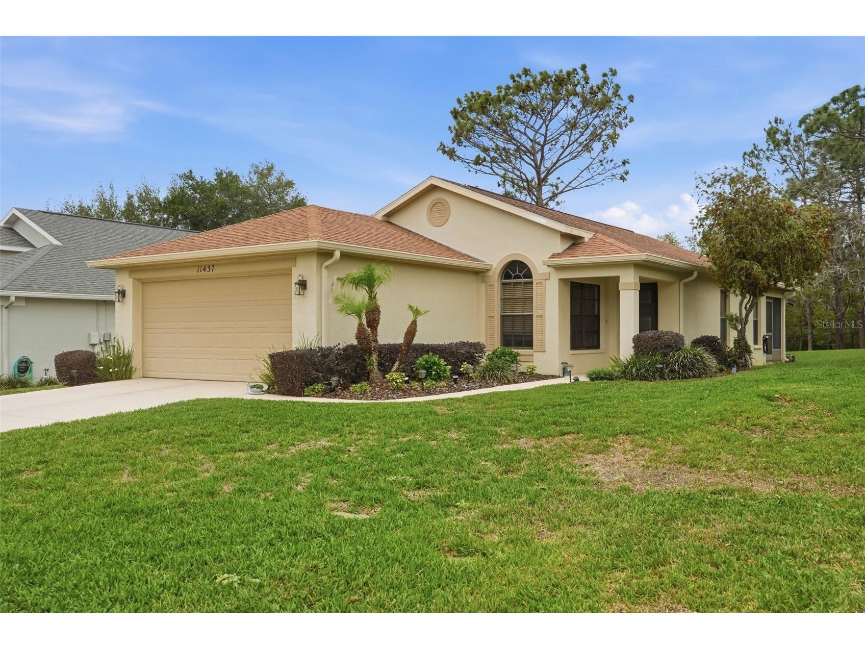 11437 Deercroft Court Spring Hill FL 34609 W7884835 image3