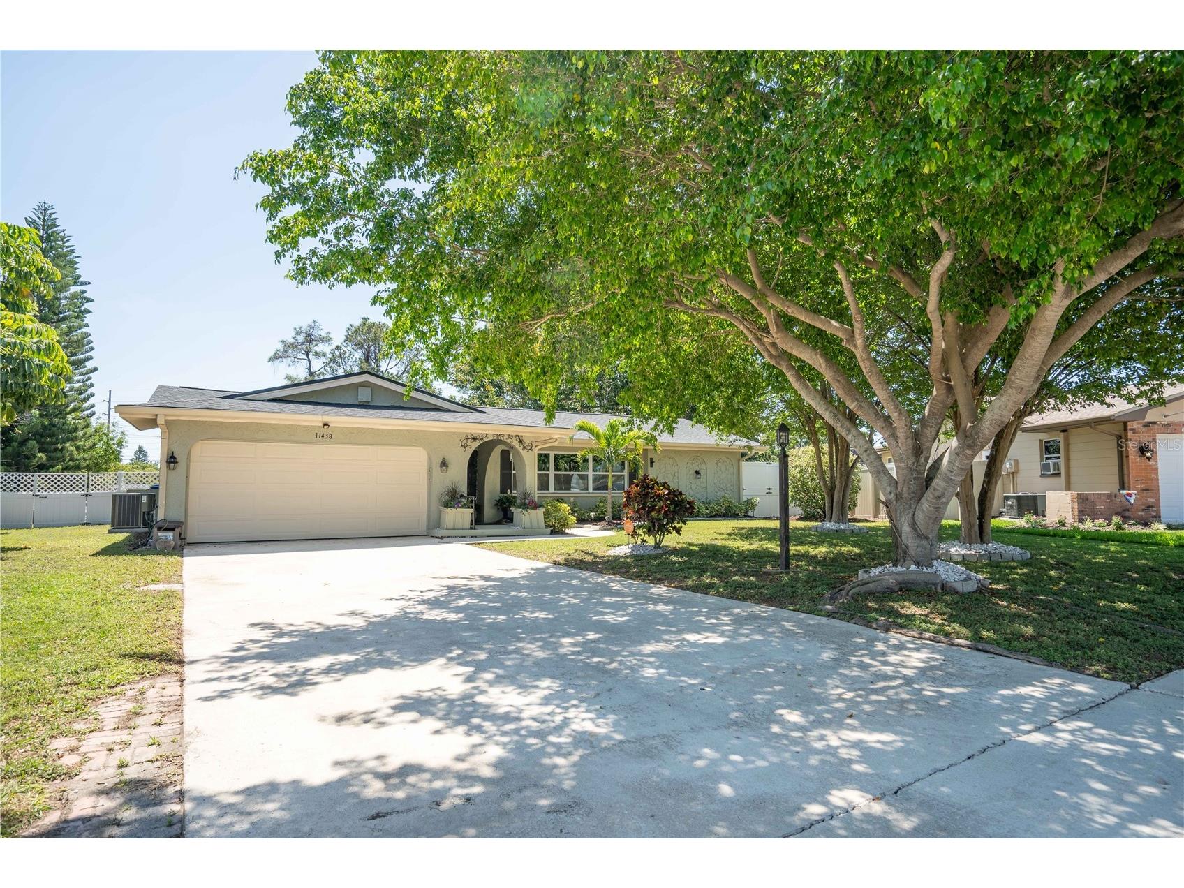 11438 126th Terrace Largo FL 33778 TB8491287 image1