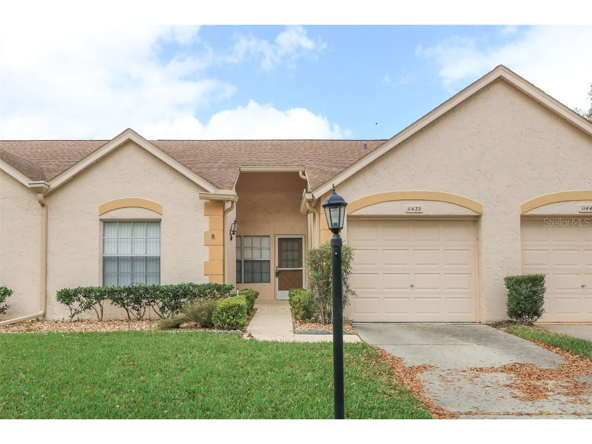 11439 Versailles Lane Port Richey FL 34668 W7842932 image1