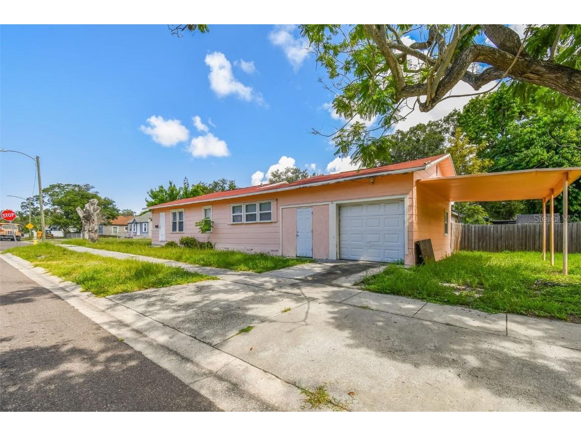 1144 46th Street S Saint Petersburg FL 33711 L4938910 image1