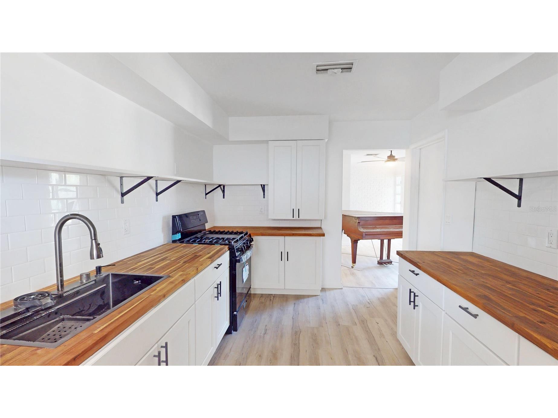 1144 Gerona Avenue Deltona FL 32725 O6363317 image17