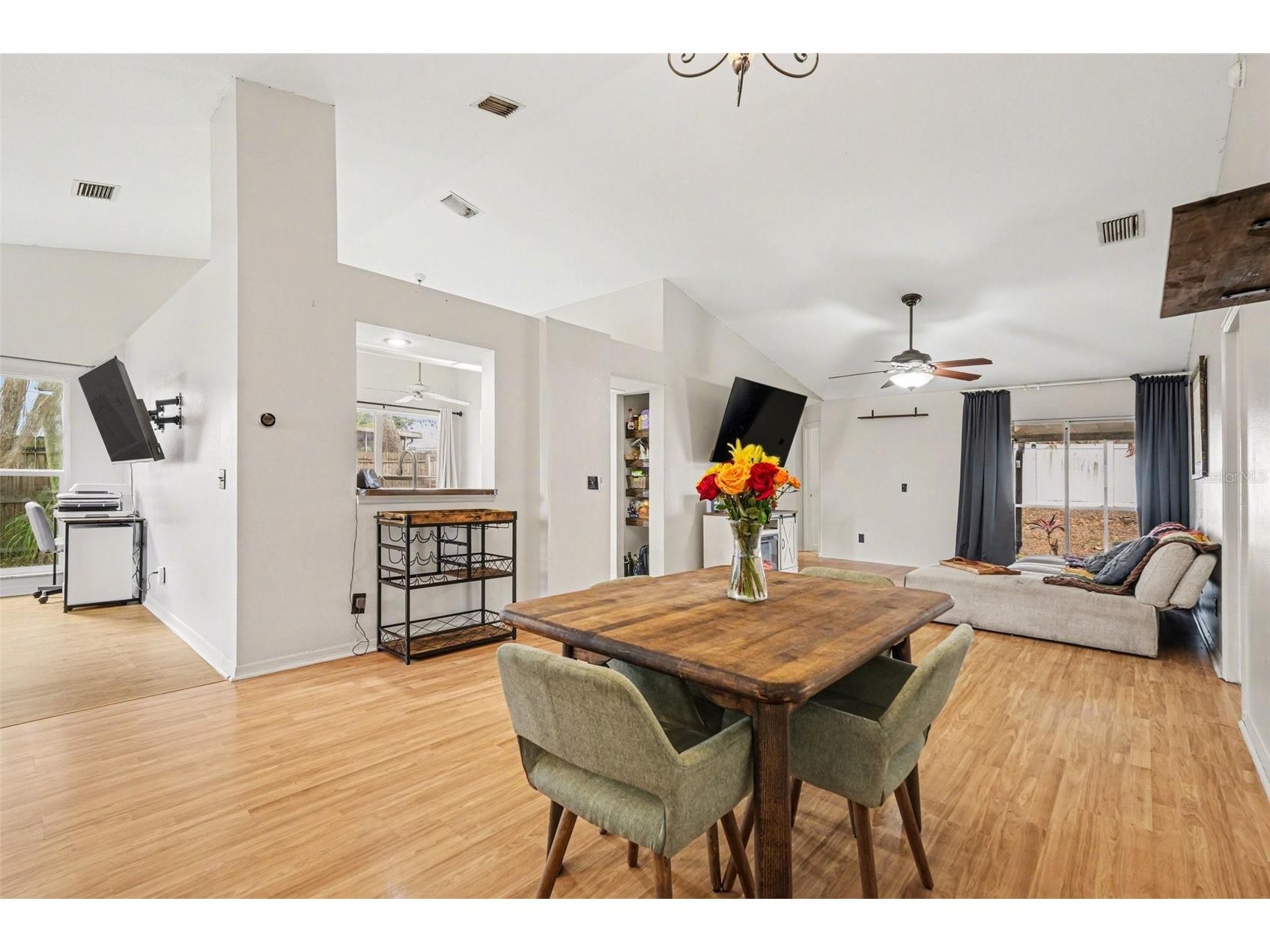 1144 Hardwood Drive Valrico FL 33596 TB8492016 image2
