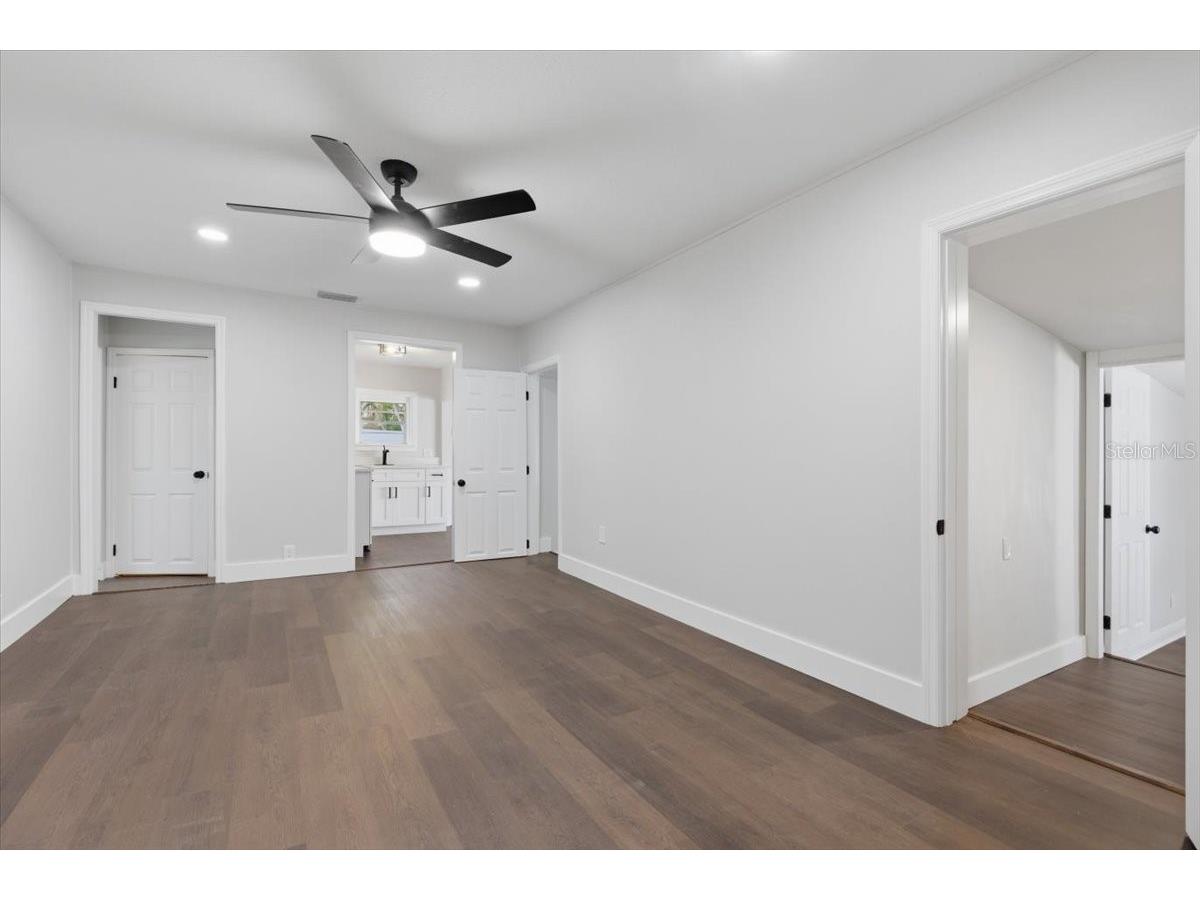 1144 New York Avenue Dunedin FL 34698 TB8485495 image7