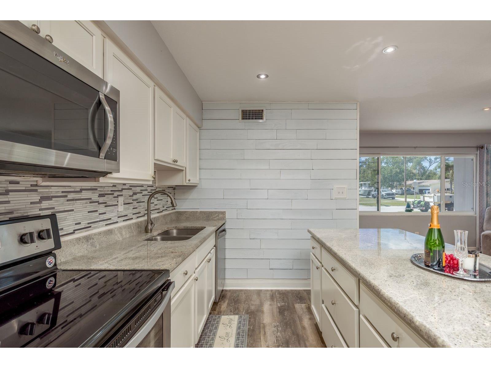 1144 Woodbrook Drive Largo FL 33770 TB8400303 image11