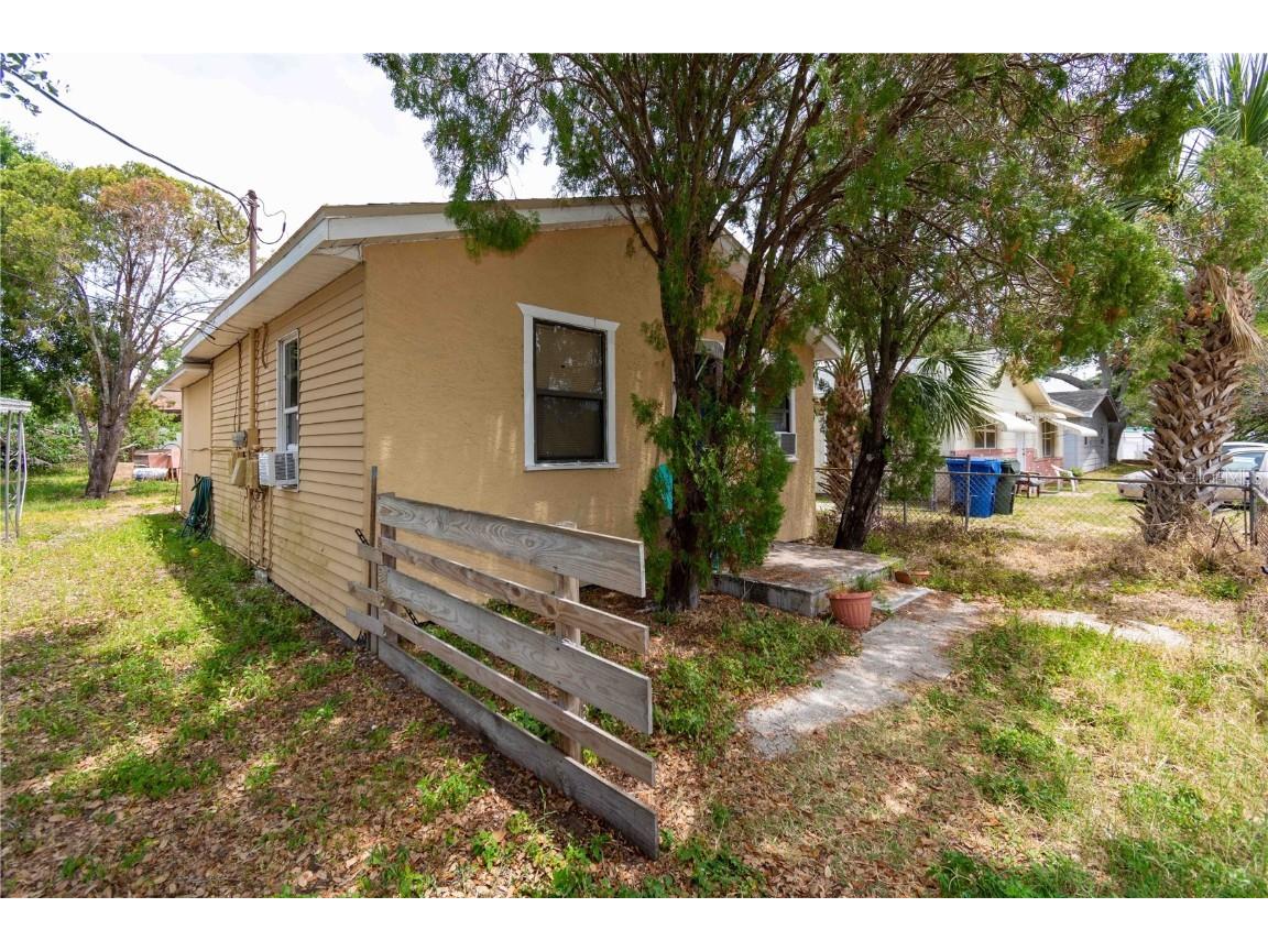 1144 and 1142 7th Street NW Largo FL 33770 TB8400301 image22