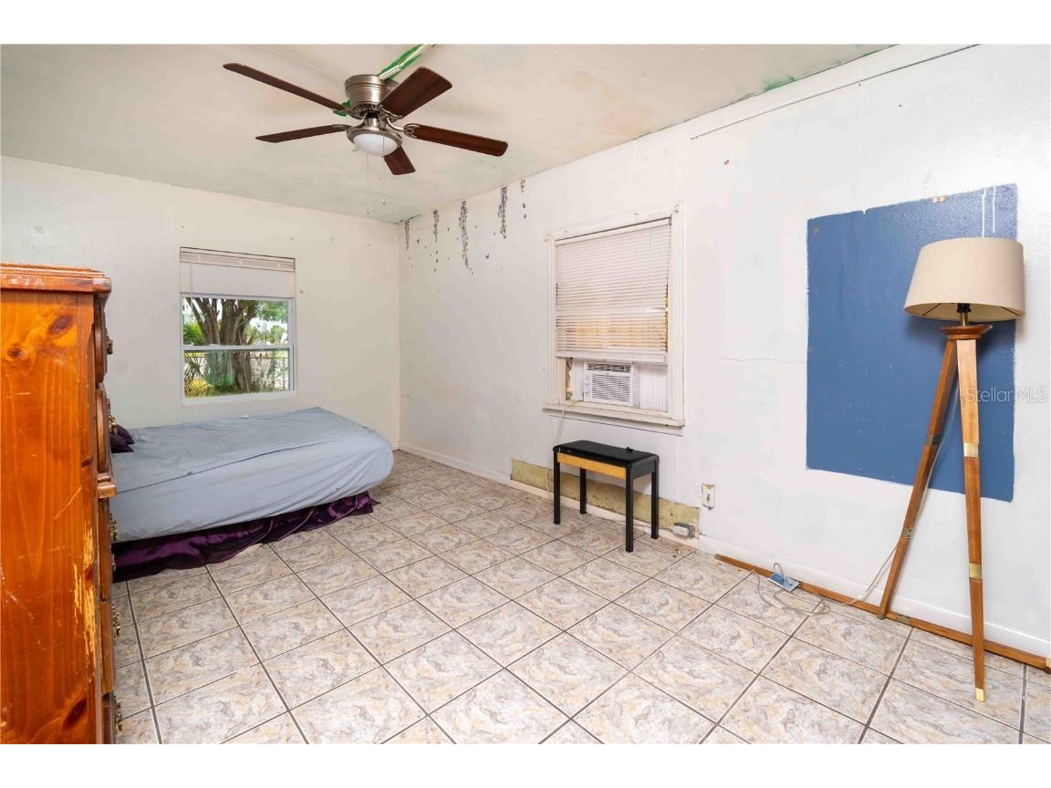 1144 and 1142 7th Street NW Largo FL 33770 TB8400301 image32