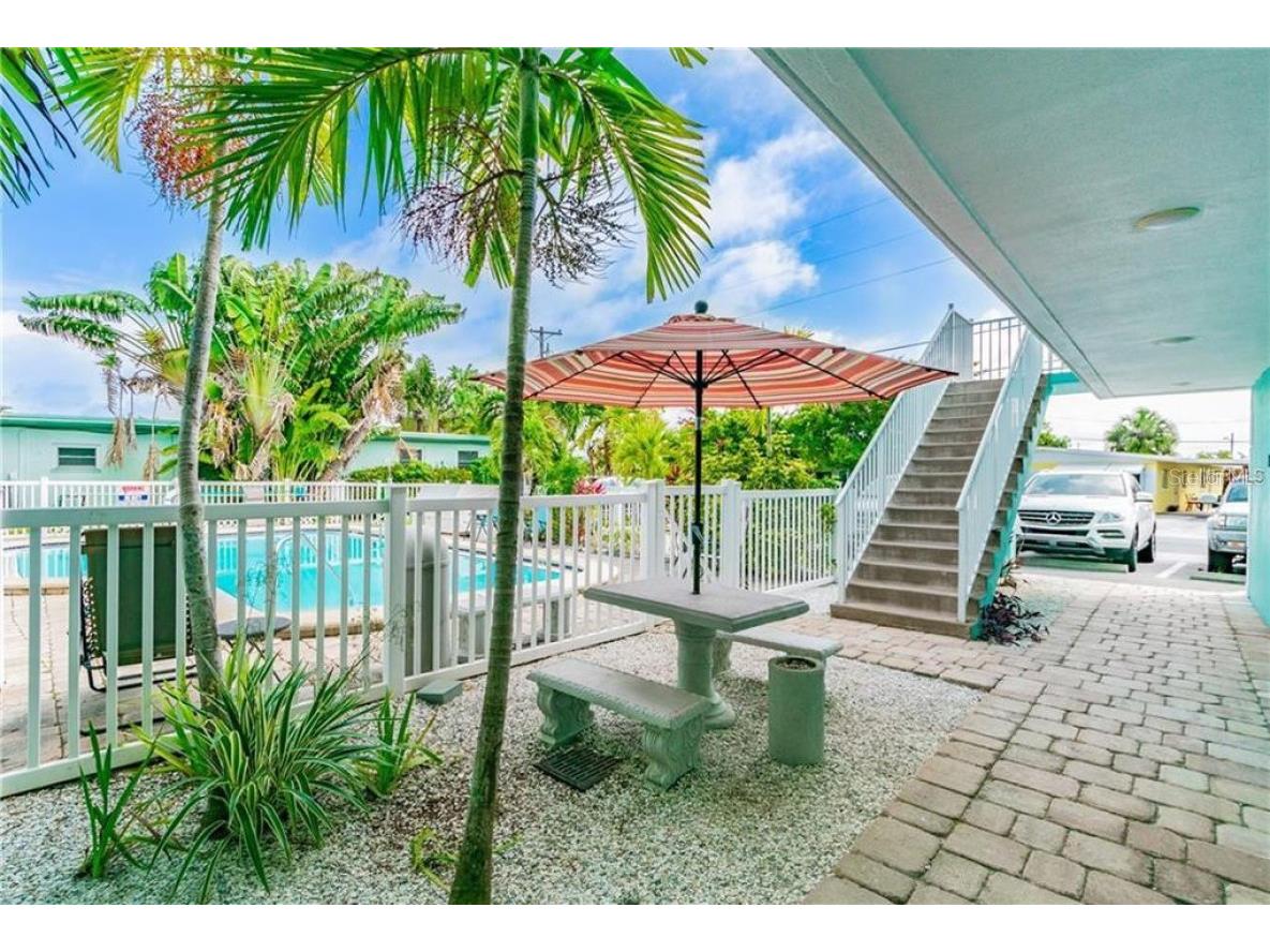 11440 1st Street E #1 Treasure Island FL 33706 A4686853 image2