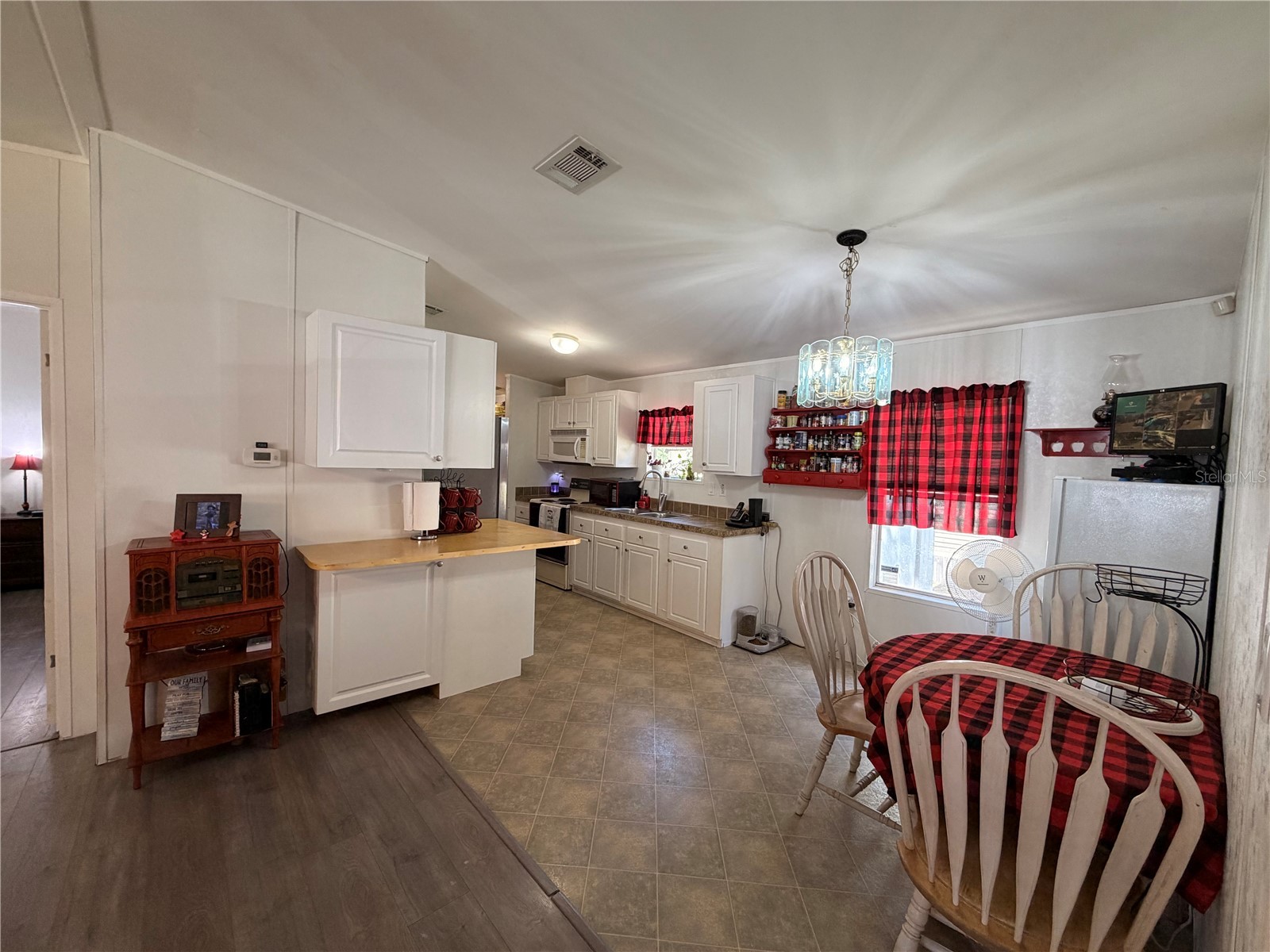 11440 Cr 675w Webster FL 33597 OM722890 image13