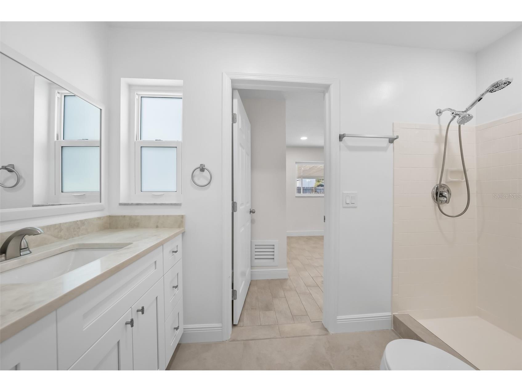 11441 47th Avenue N Saint Petersburg FL 33708 TB8490294 image17