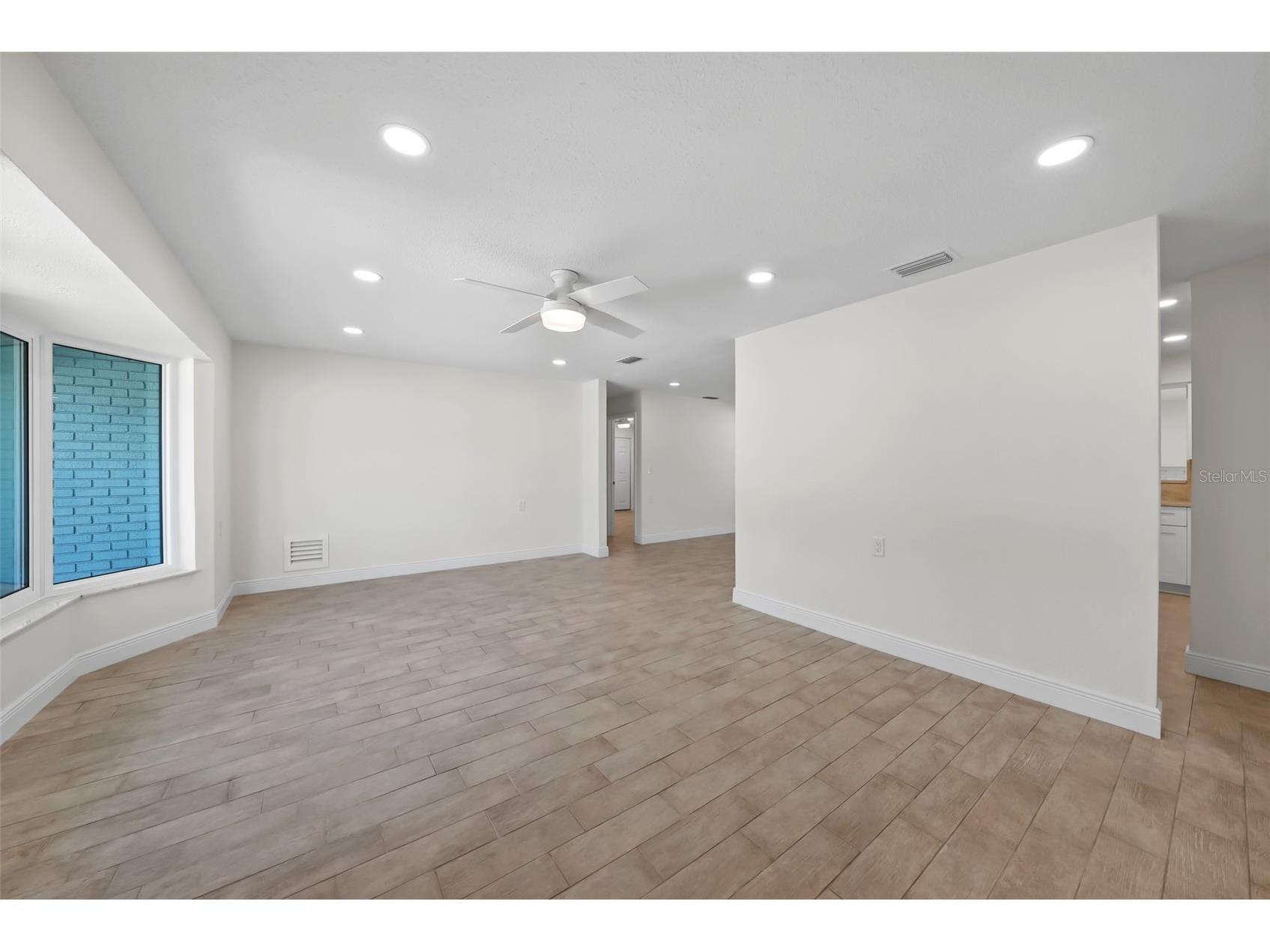 11441 47th Avenue N Saint Petersburg FL 33708 TB8490294 image4