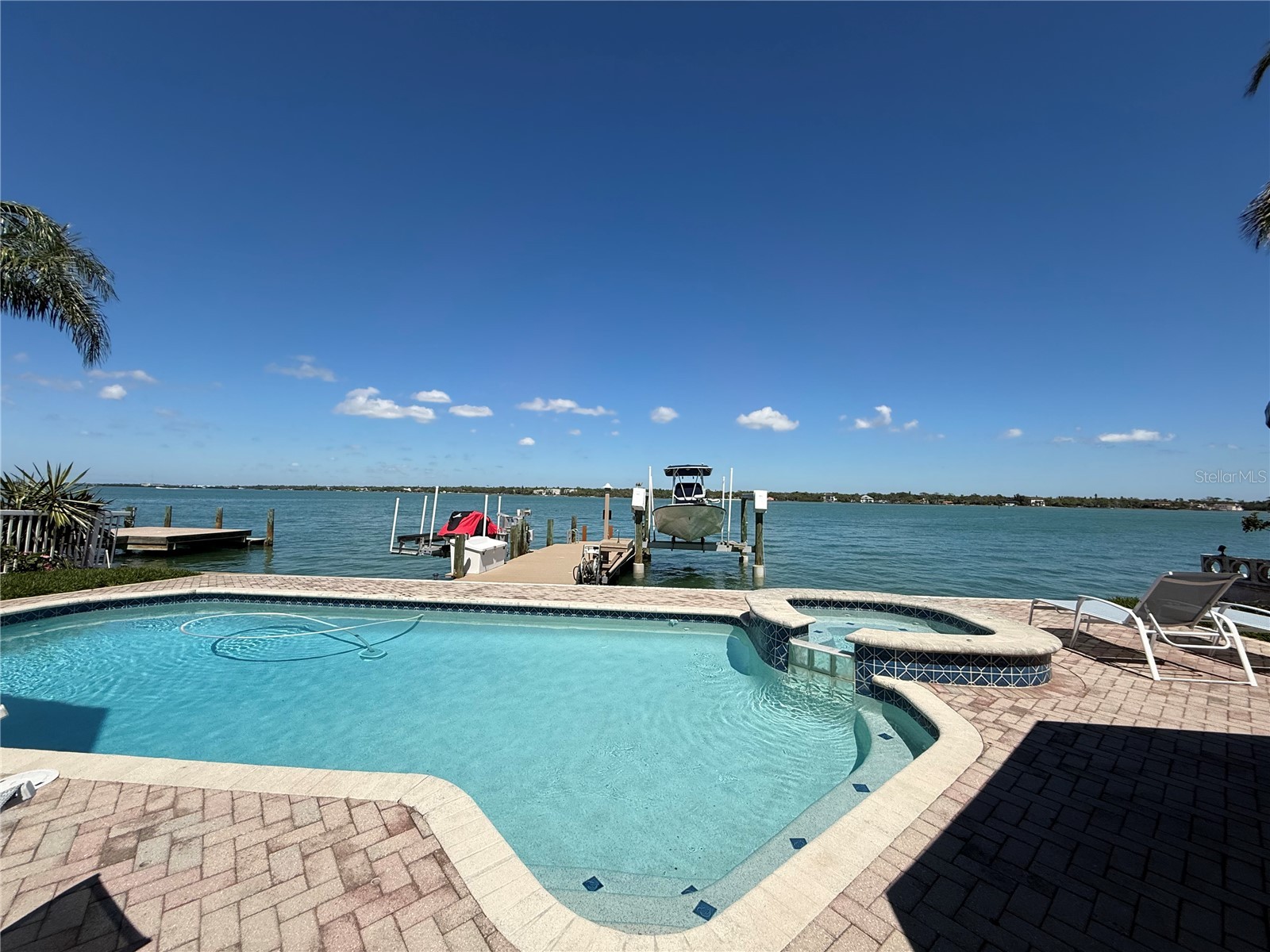 11445 9th Street E Treasure Island FL 33706 TB8489445 image1