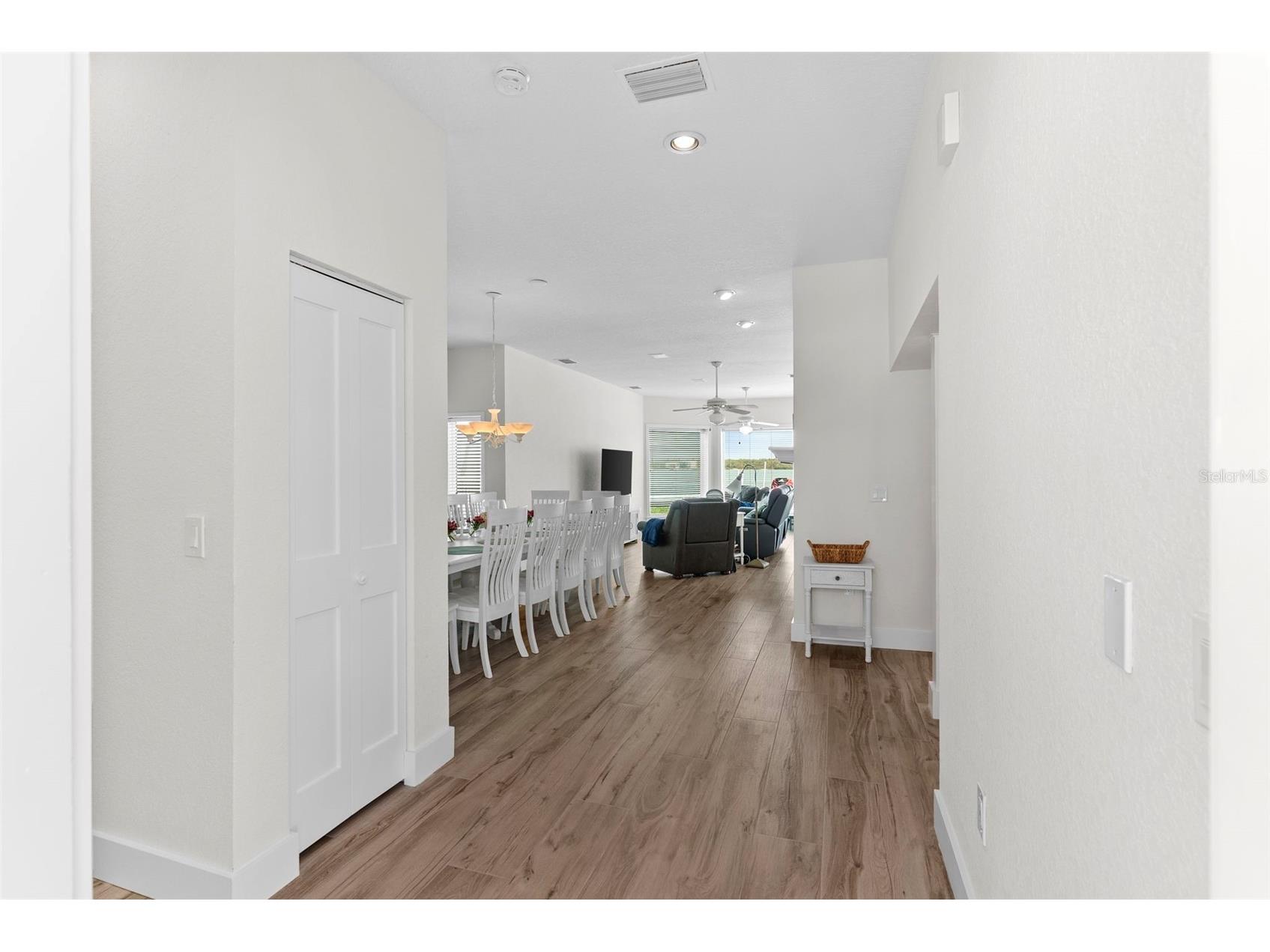 11445 9th Street E Treasure Island FL 33706 TB8489445 image11